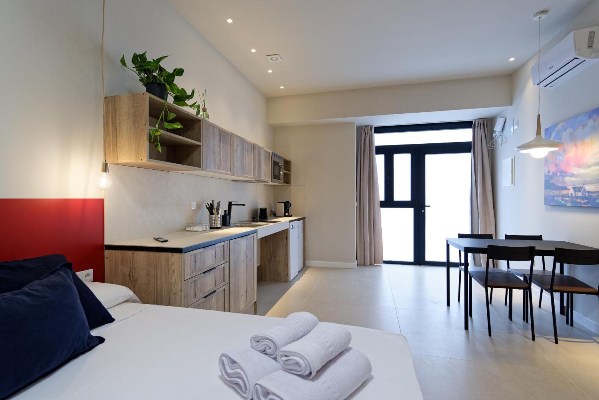 Osito Hub - Colomer Valencie Exteriér fotografie