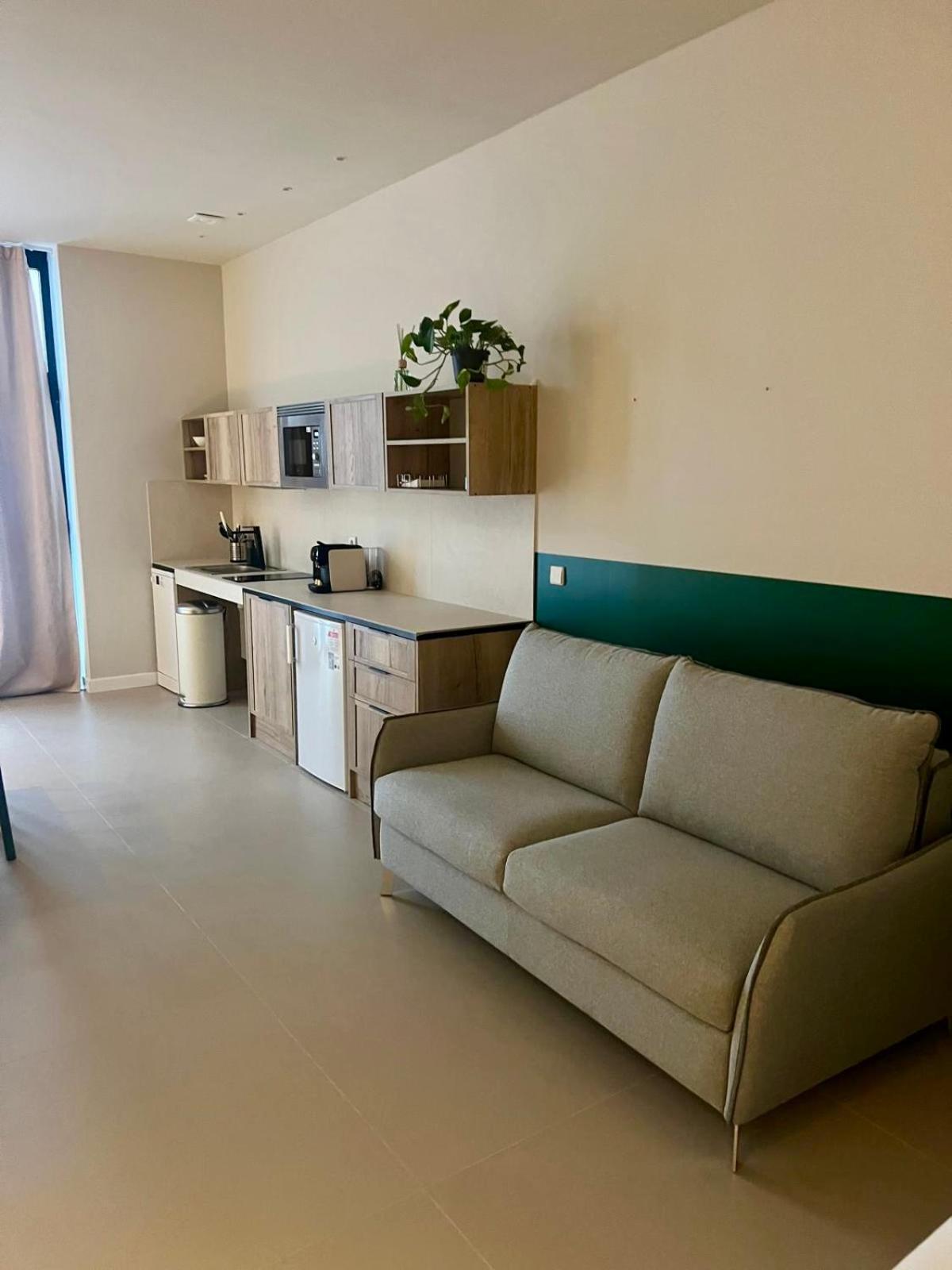 Osito Hub - Colomer Valencie Exteriér fotografie
